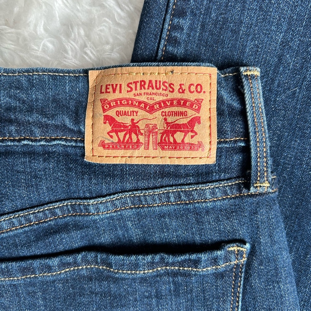 Levi's Women's Dark Blue 505 Straight Jeans 30 - Picture 12 of 13